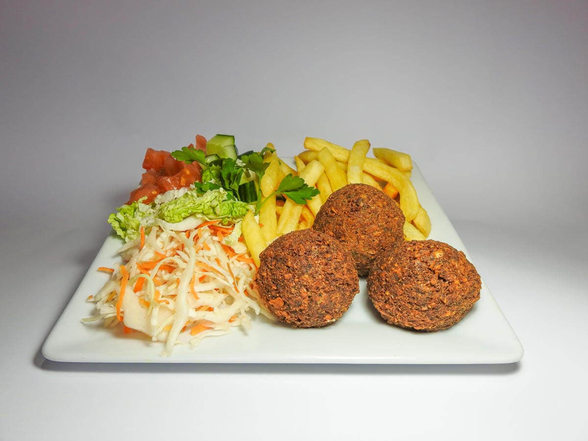 Talerz falafel